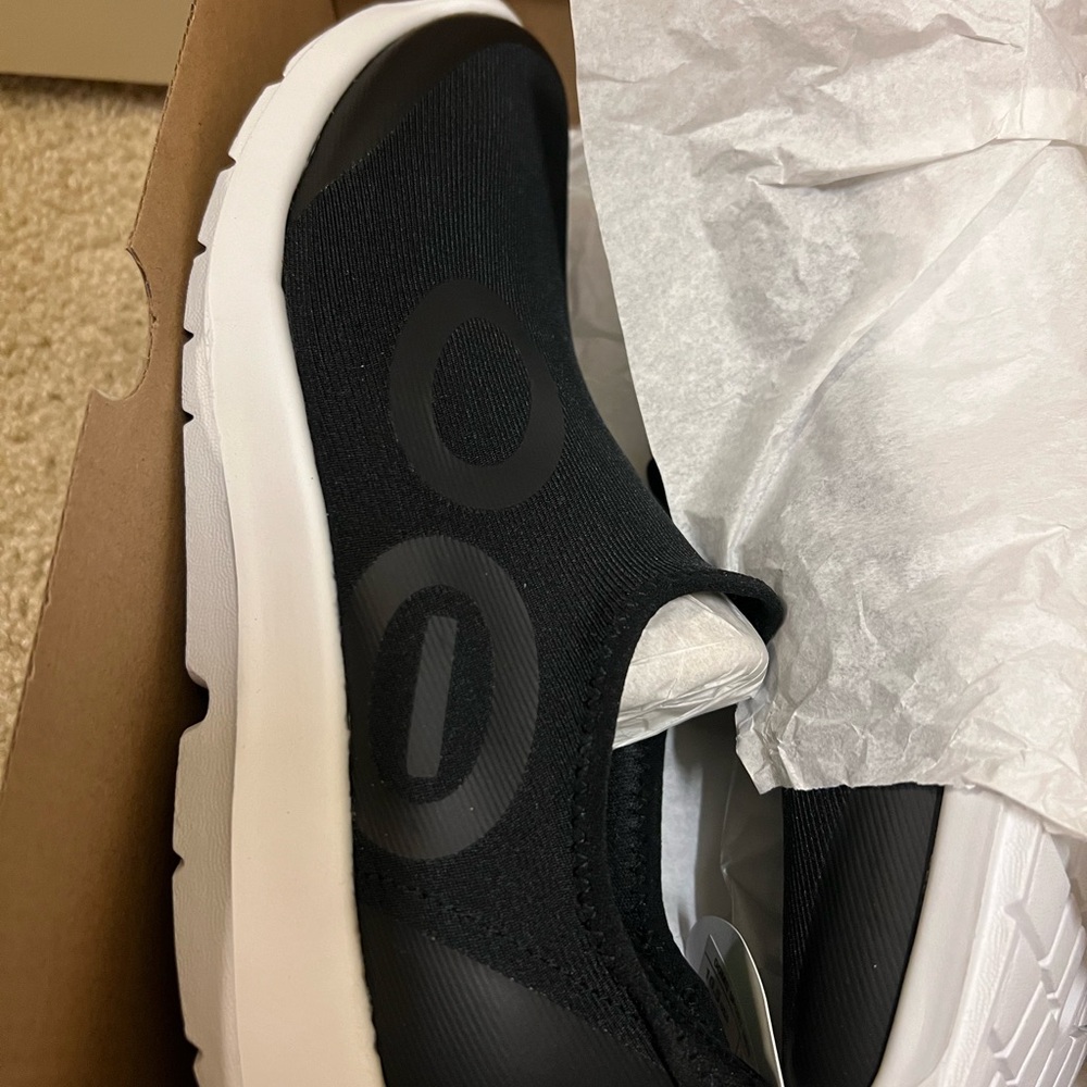 OOFOS Black Slip-On Sneakers - Picture 3 of 4
